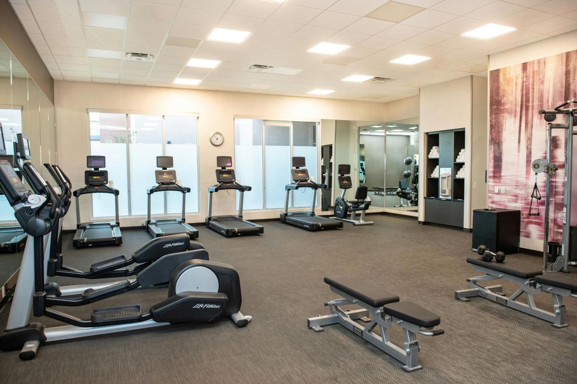 Courtyard By Marriott Mesa At Wrigleyville West Ngoại thất bức ảnh